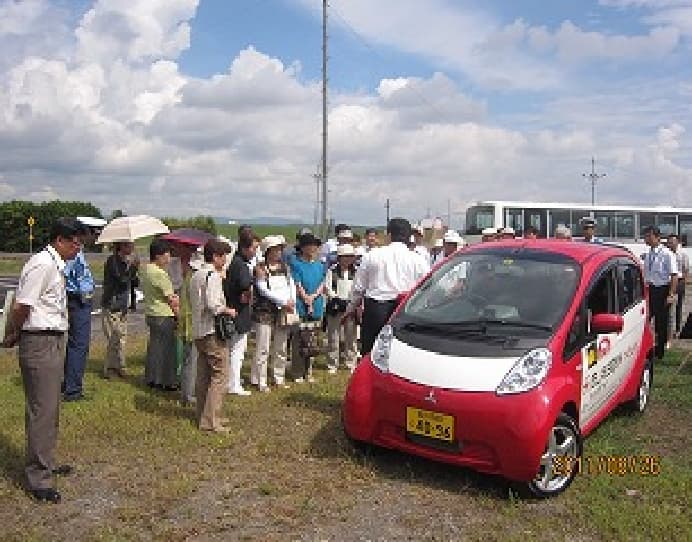 電気自動車画像